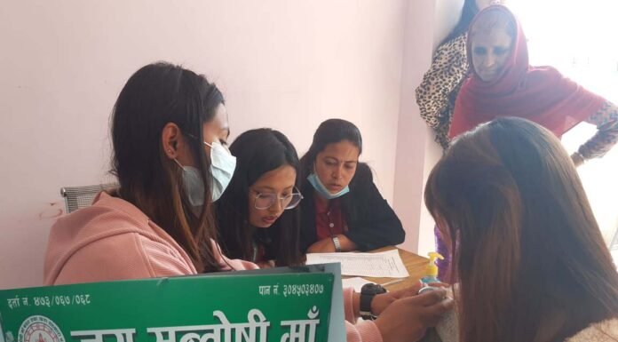जय सन्तोषी माँ सहकारीको निःशुल्क स्वास्थ्य शिविर सम्पन्न