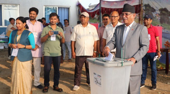 मतदान गर्दै प्रचण्डले भने, जित र हार निर्वाचनको स्वाभाविक प्रक्रिया हो