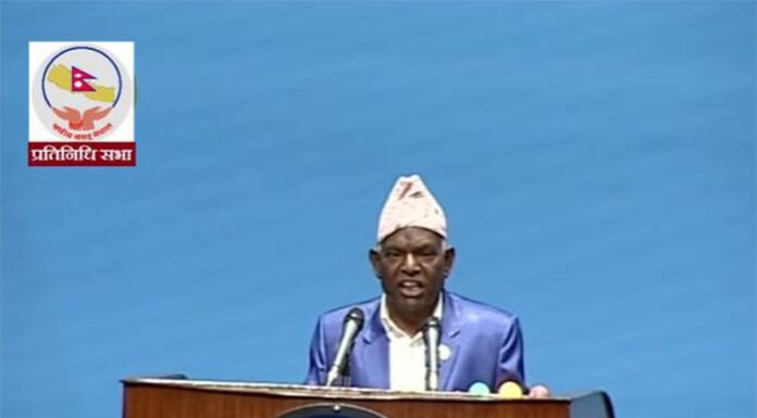 काठमाडौंबाट चितवन एक घण्टामा हेलिकप्टरमा झुन्डिएर जाने हो अर्थमन्त्रीज्यू ?