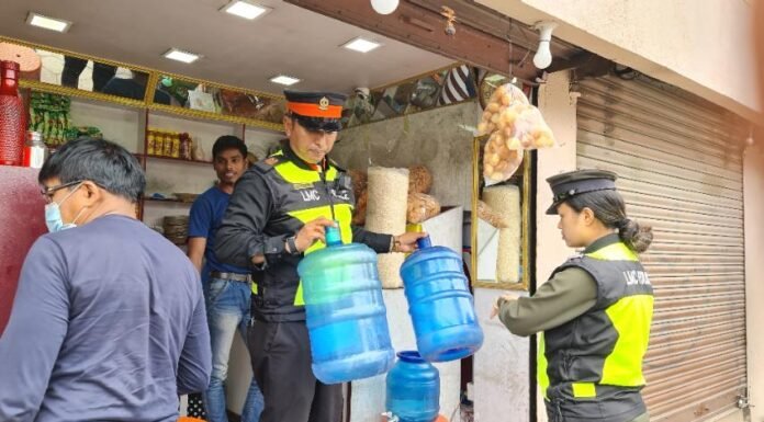पानीपुरी र चटपटेमा रोक किन ?