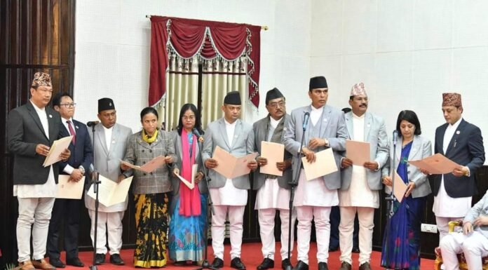 कुन पार्टीका कसलाई के मन्त्रालय ?