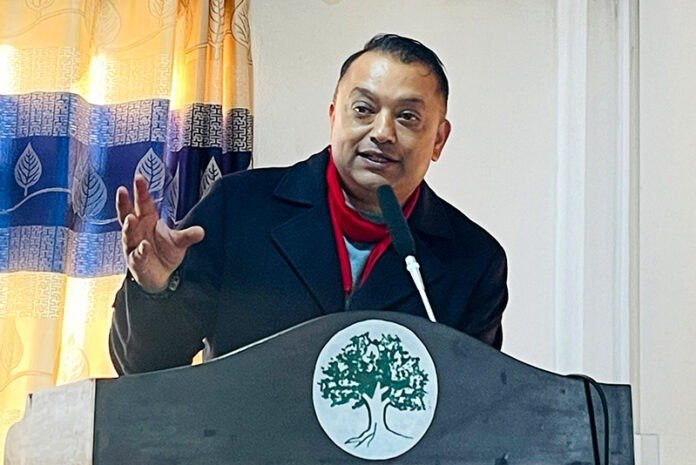 gagan-thapa_NDPJ9qDwEL