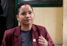 बाढीपहिरो पीडितलाई कांग्रेस सांसदले आधा महिनाको तलब दिने